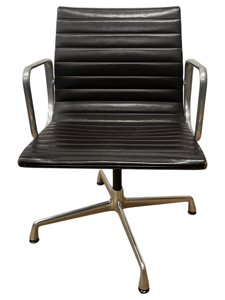 Vitra Eames Ea 108