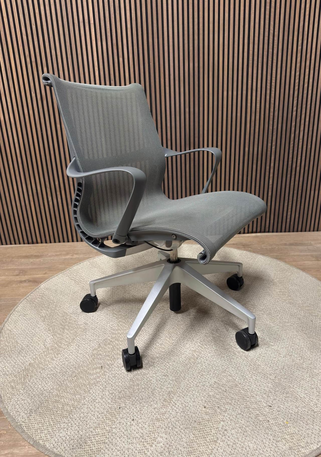 Herman Miller Setu Wiosenna oferta