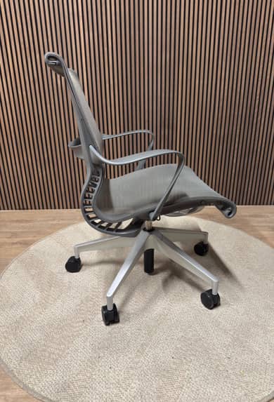 Herman Miller Setu Wiosenna oferta