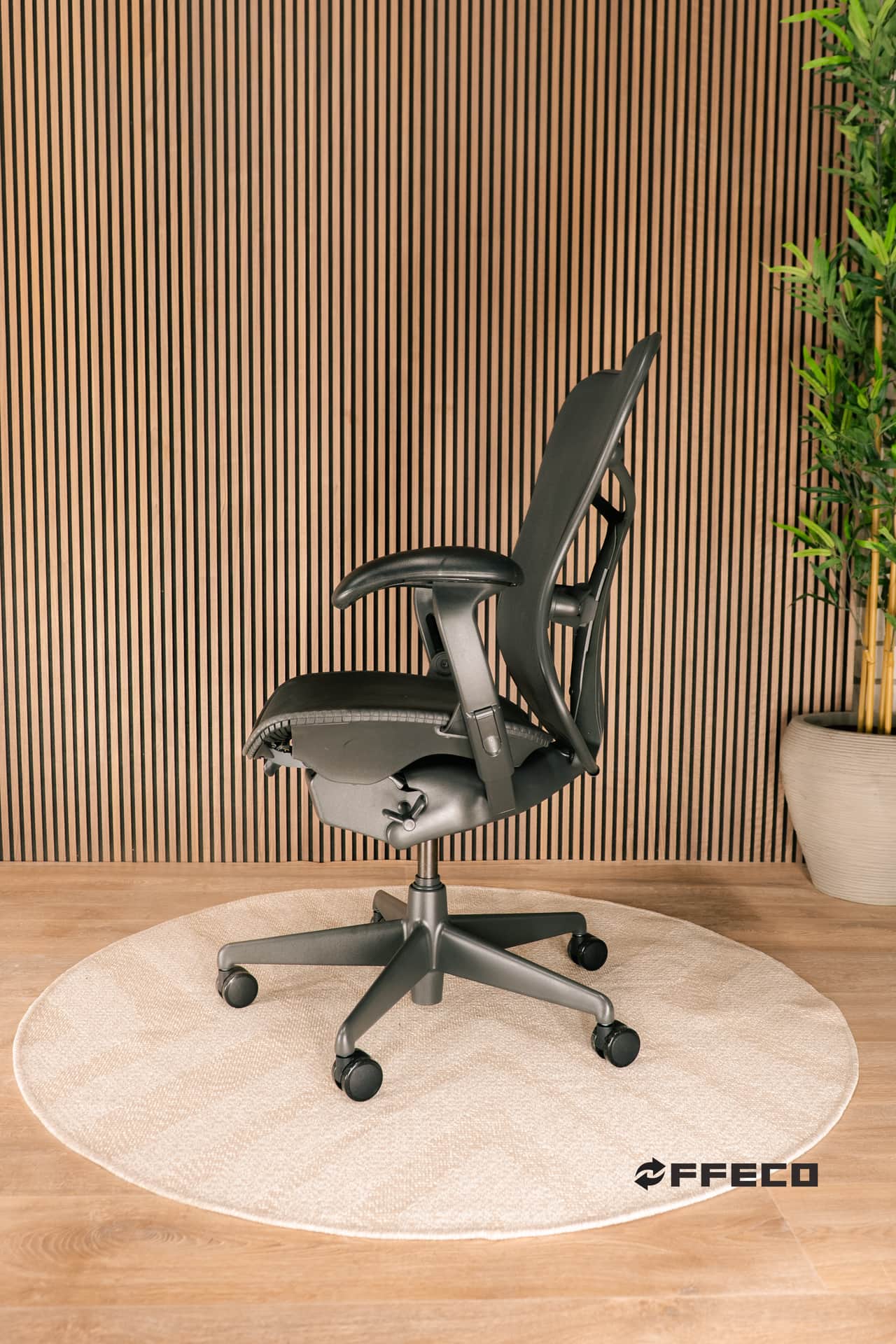 Herman Miller Mirra Full Option Butterfly Frühlingsangebot
