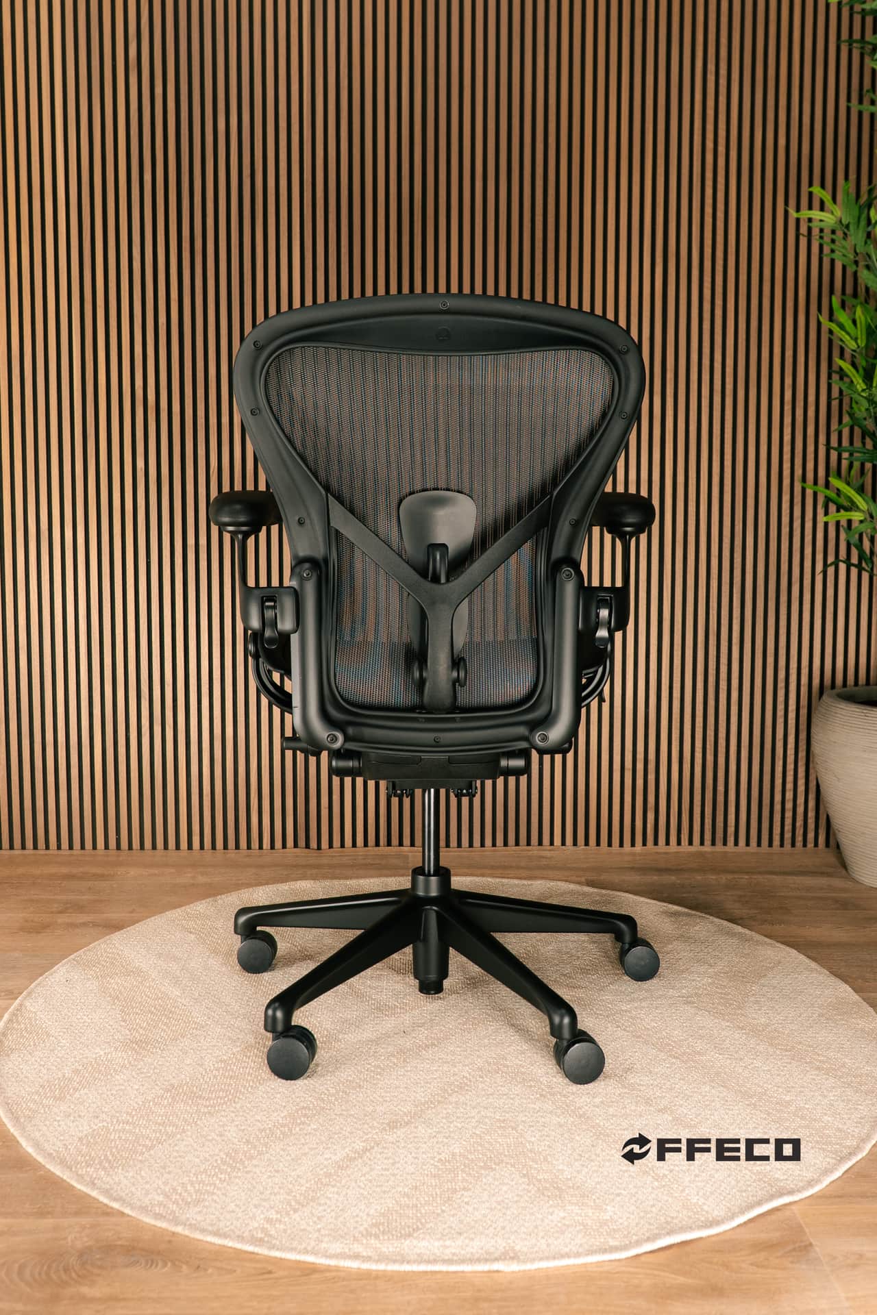 Herman Miller Aeron Remastered Onyx Wiosenna oferta