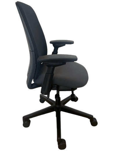 Steelcase Amia x Leap V2