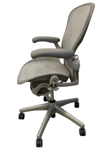 Herman Miller Aeron Titanium