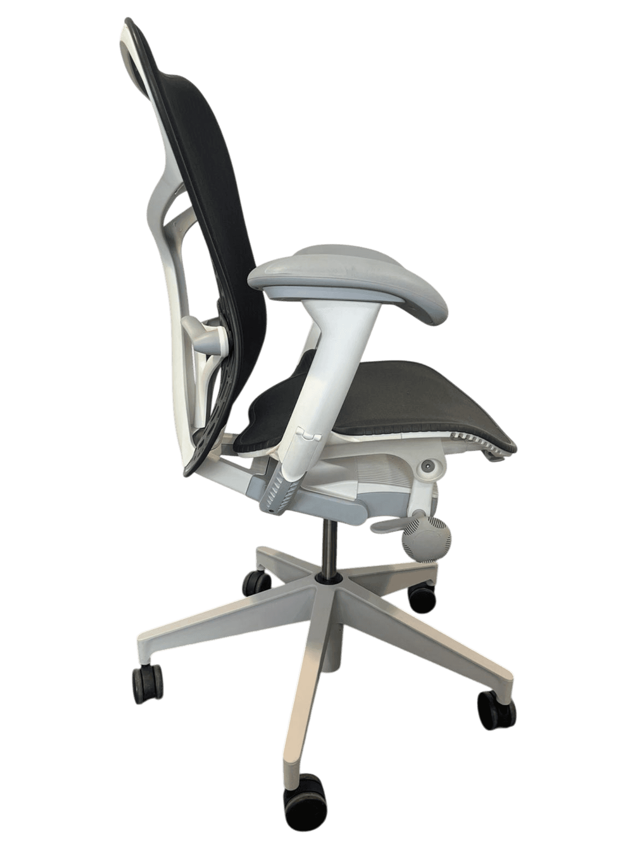 Herman Miller Mirra 2 Twilight/Studio Black Butterfly