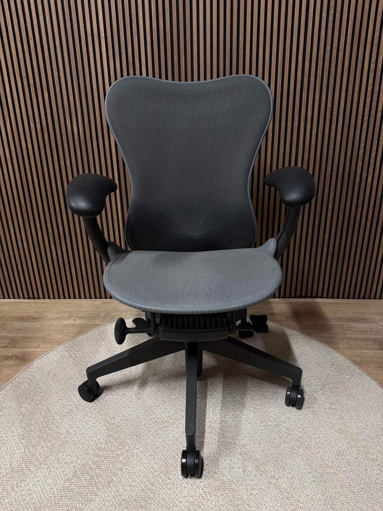 Herman Miller Mirra 2 Frühlingsangebot