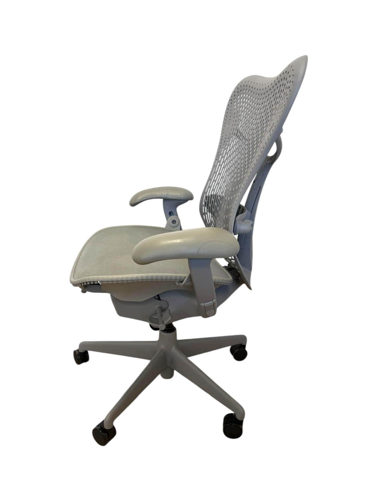 Herman Miller Mirra Grey Shadow